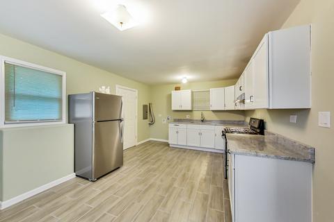 15316 Parkside Dr, Markham, IL 60428 photo 10