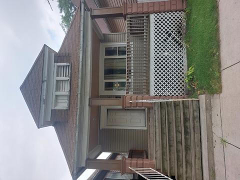 366 E 117th St, Chicago, IL 60628 photo 1