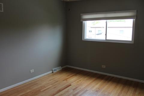 8958 Lyons St, Des Plaines, IL 60016 photo 11