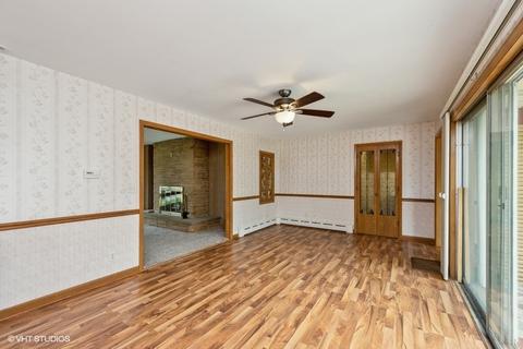 306 N River Rd, Mchenry, IL 60051 photo 6