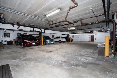 1302 E Washington St #E2, Des Plaines, IL 60016 photo 19
