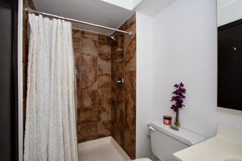 1302 E Washington St #E2, Des Plaines, IL 60016 photo 14