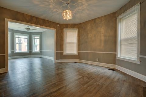 361 E 70 Pl, Chicago, IL 60637 photo 3