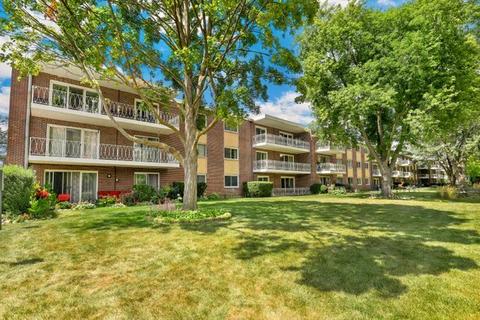 200 Deborah Ln #3B, Wheeling, IL 60090 photo 4