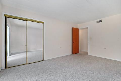 200 Deborah Ln #3B, Wheeling, IL 60090 photo 16