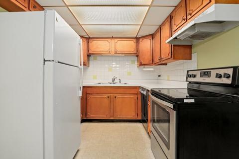200 Deborah Ln #3B, Wheeling, IL 60090 photo 8