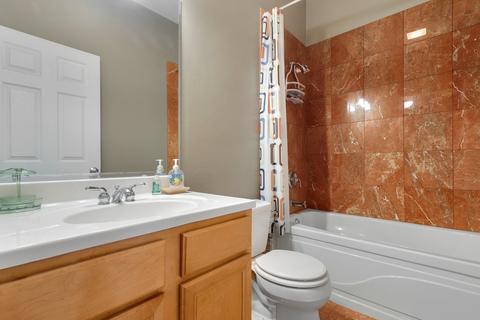 934 E 48th St, Chicago, IL 60615 photo 12