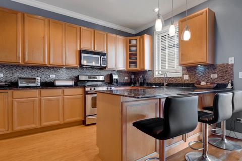 934 E 48th St, Chicago, IL 60615 photo 8