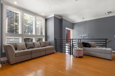 934 E 48th St, Chicago, IL 60615 photo 5