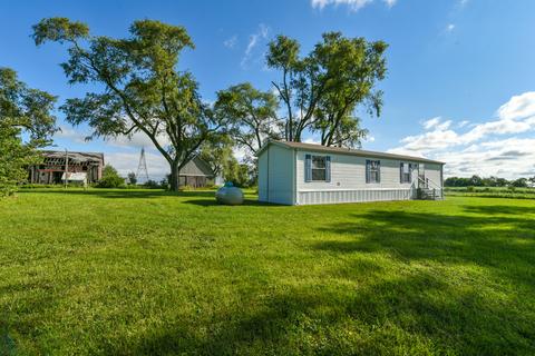 3224 E Kentucky Rd, Beecher, IL 60401 photo 5