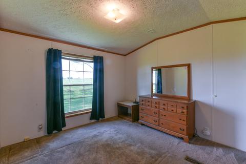 3224 E Kentucky Rd, Beecher, IL 60401 photo 13