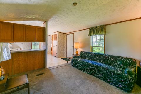 3224 E Kentucky Rd, Beecher, IL 60401 photo 6