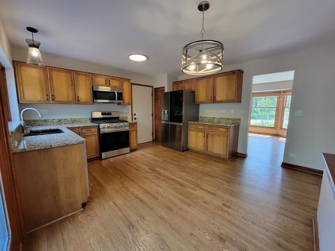 804 Windcrest Ct, Sleepy Hollow, IL 60118 photo 5