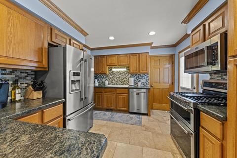 49 Old Post Rd, Montgomery, IL 60538 photo 8
