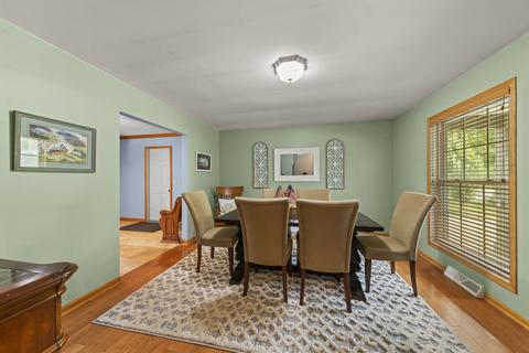 49 Old Post Rd, Montgomery, IL 60538 photo 3