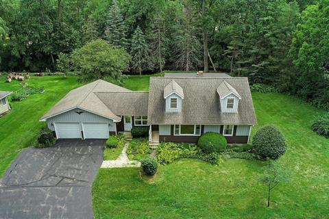 265 Edgewood Dr, Algonquin, IL 60102 photo 1