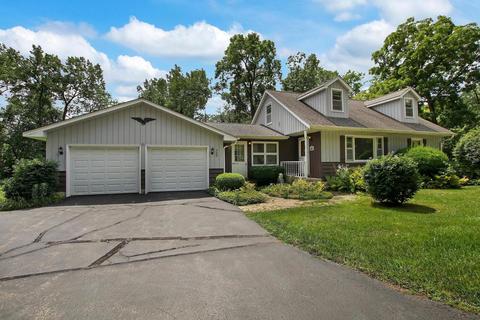 265 Edgewood Dr, Algonquin, IL 60102 photo 2