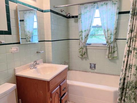 1418 S 5th Ave, Des Plaines, IL 60018 photo 14
