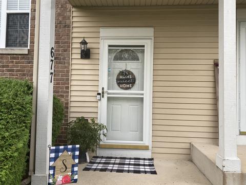 677 E Willow St, Elburn, IL 60119 photo 2