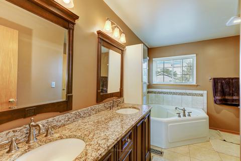1900 Maple Glen Dr, Plainfield, IL 60586 photo 26