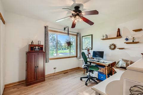 140 Illinois Blvd, Hoffman Estates, IL 60169 photo 9