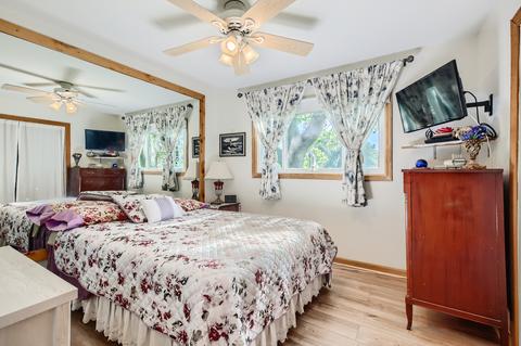 140 Illinois Blvd, Hoffman Estates, IL 60169 photo 7