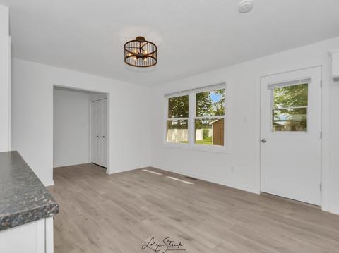 406 E Odell St, Gardner, IL 60424 photo 10
