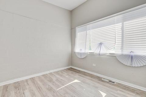 15260 Parkside Dr, Markham, IL 60428 photo 11