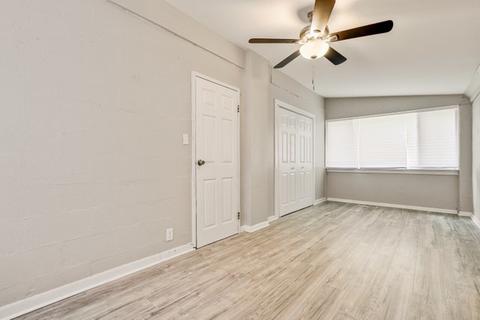 15260 Parkside Dr, Markham, IL 60428 photo 14