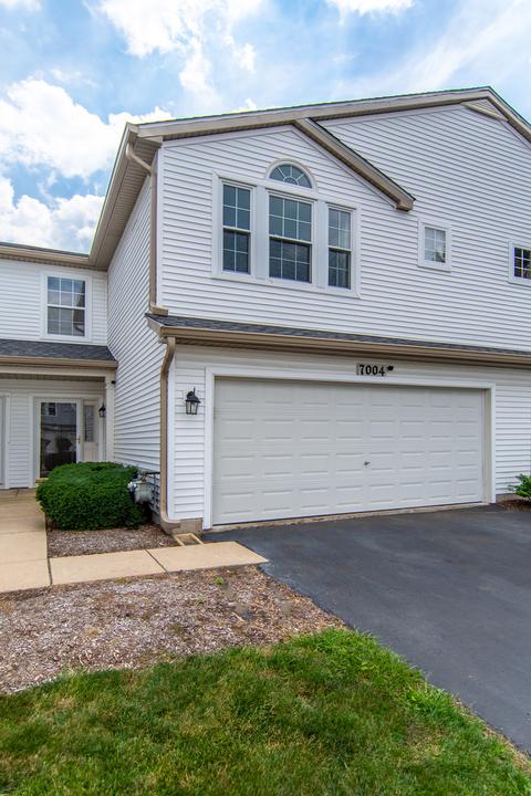 7004 Creekside Dr, Plainfield, IL 60586 photo 2