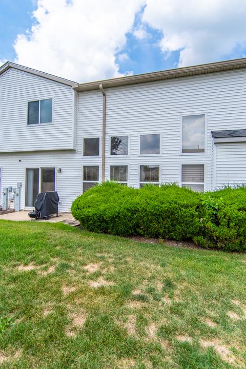 7004 Creekside Dr, Plainfield, IL 60586 photo 5