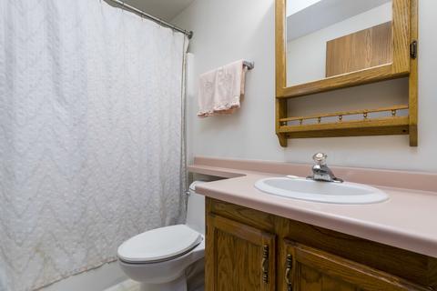 204 Hilltop Ave, Mchenry, IL 60050 photo 19