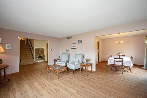 1820 Jasper Ct, Wheaton, IL 60189 photo 8