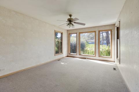 75 Sherwood Rd, Elgin, IL 60120 photo 17