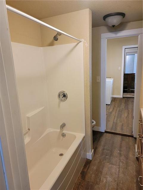 112 Jackson St, Sullivan, IL 61951 photo 9