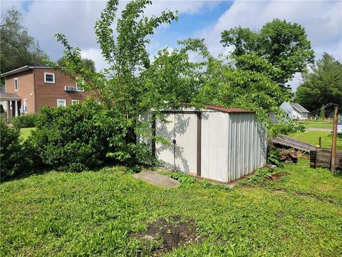 112 Jackson St, Sullivan, IL 61951 photo 18