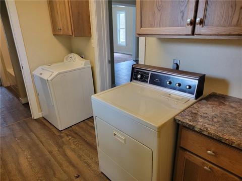 112 Jackson St, Sullivan, IL 61951 photo 12