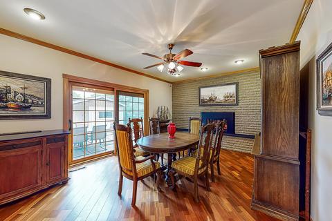 339 Munroe Cir, Des Plaines, IL 60016 photo 10
