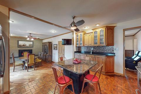 339 Munroe Cir, Des Plaines, IL 60016 photo 13