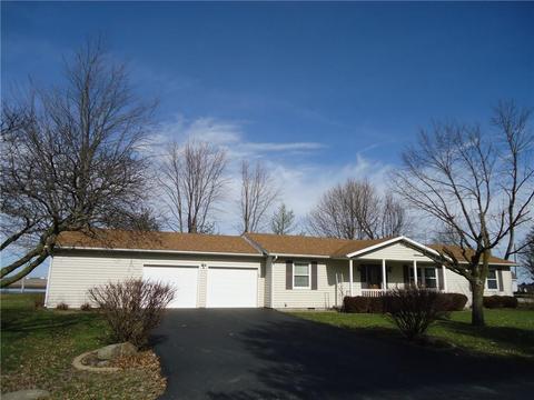 207 E North 3rd St, Findlay, IL 62534 photo 1