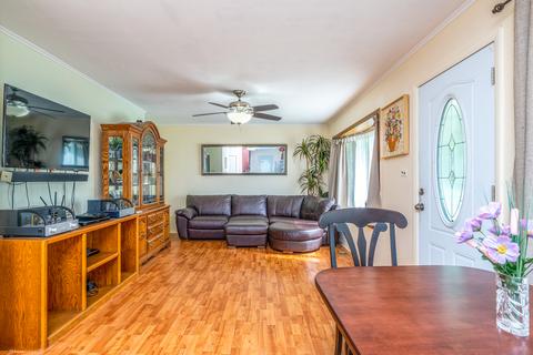 388 Marvin Pl, Wheeling, IL 60090 photo 3