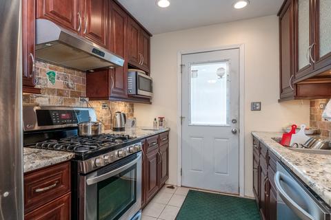 388 Marvin Pl, Wheeling, IL 60090 photo 7