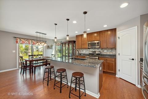1132 Kingsmill Dr, Algonquin, IL 60102 photo 5