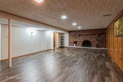 368 Debra Dr, Des Plaines, IL 60016 photo 14