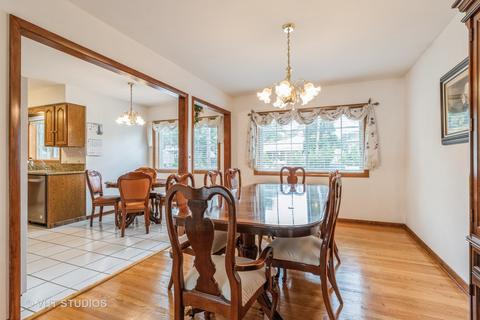 368 Debra Dr, Des Plaines, IL 60016 photo 6