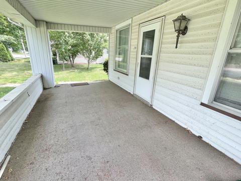 219 E Dakota St, Spring Valley, IL 61362 photo 11