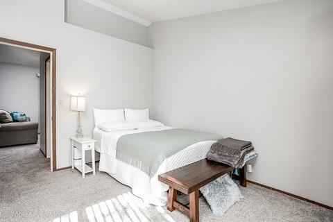 2447 Devonshire Ct, Aurora, IL 60502 photo 16