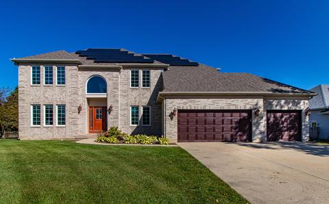 1700 Highmeadow Ln, Algonquin, IL 60102 photo 1