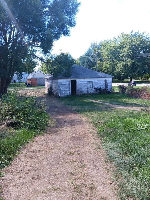 201 S Ames, Cabery, IL 60919 photo 5