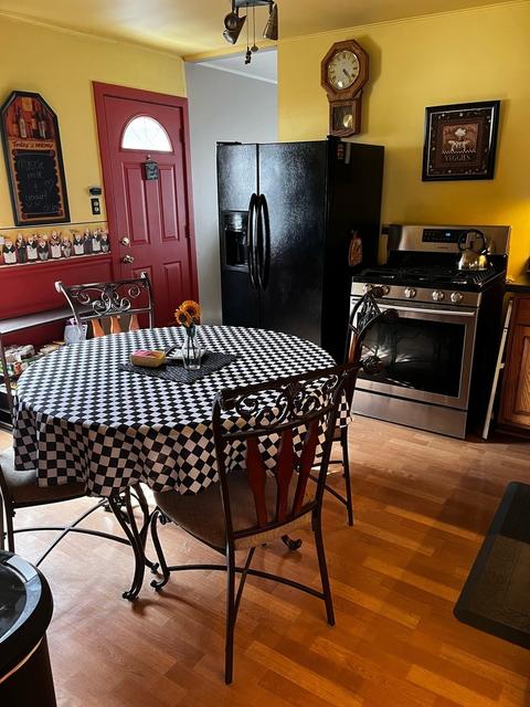 2105 St James St, Rolling Meadows, IL 60008 photo 9